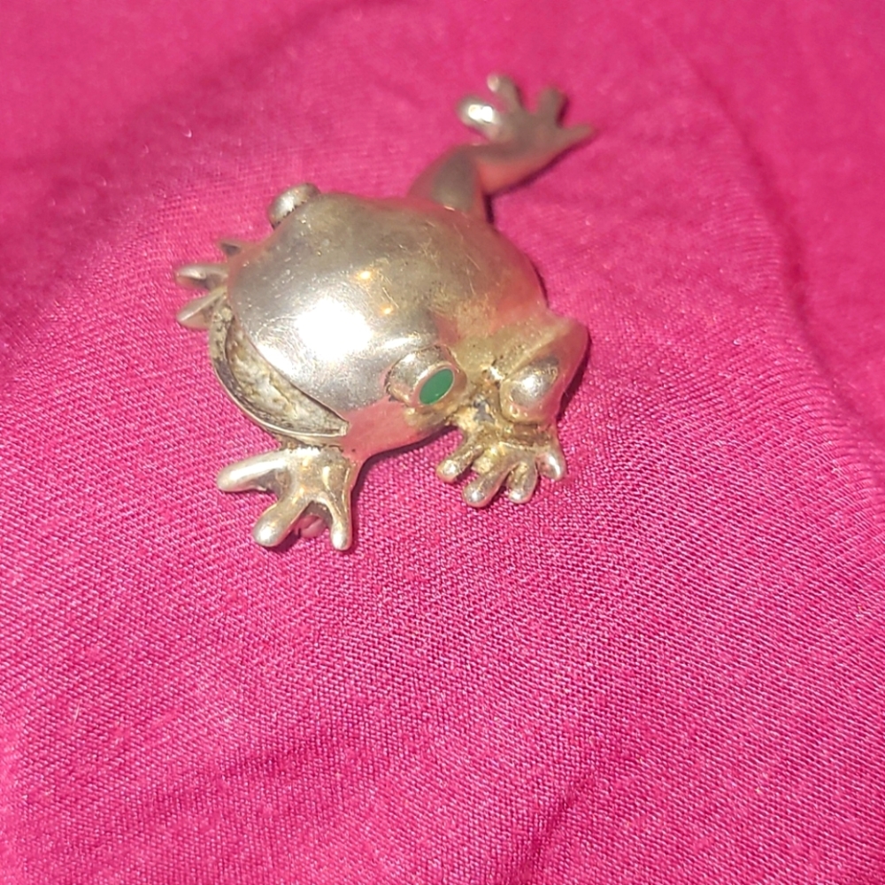 Frog Brooch stamped